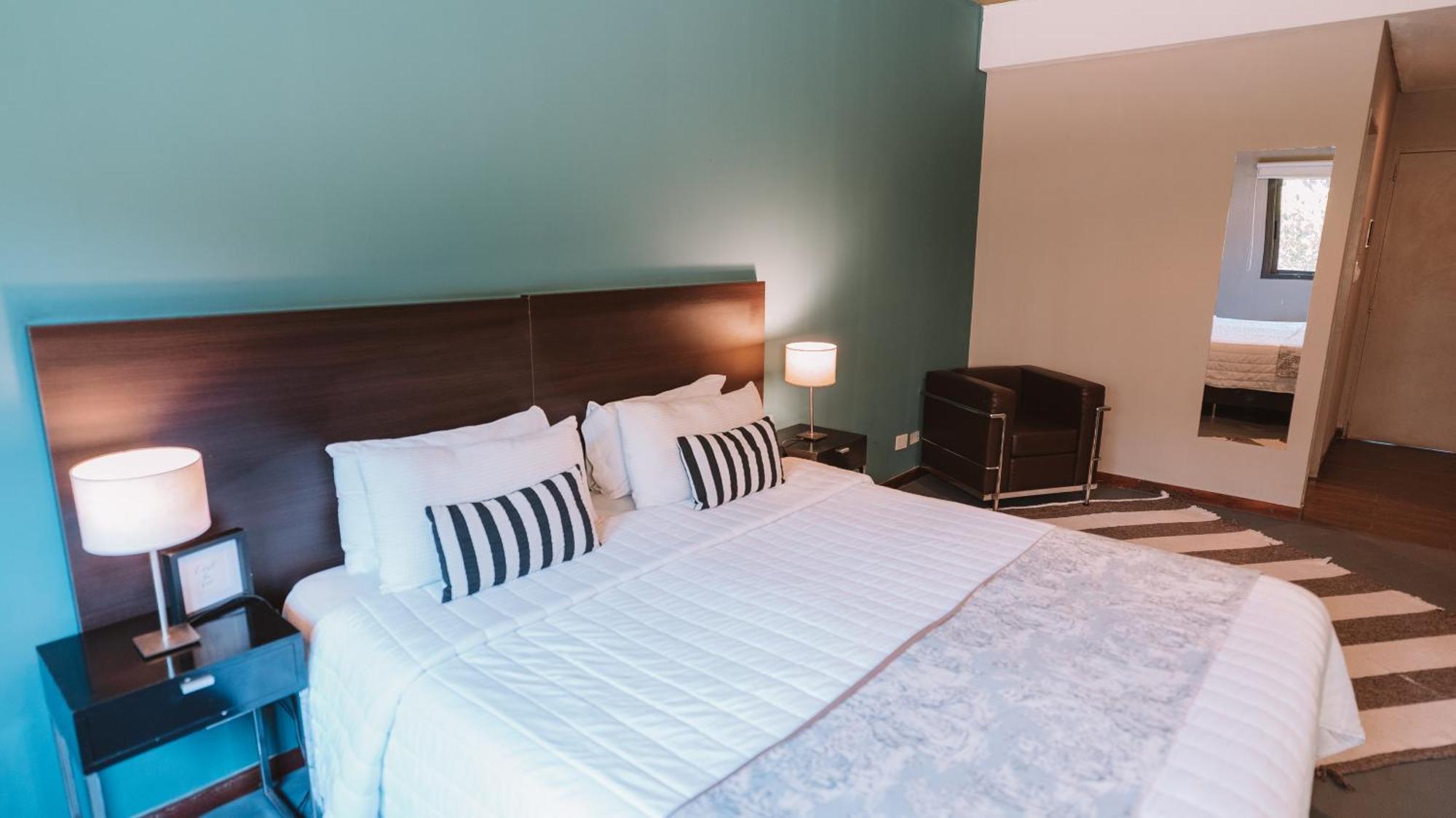 Hotel Casa Campus Pilar 3*