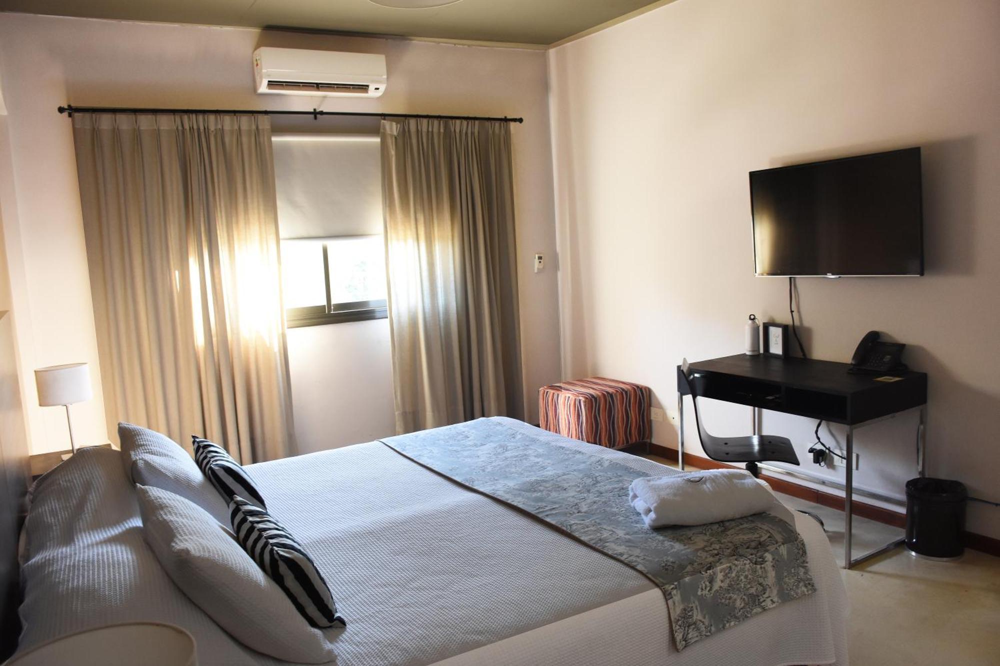 Hotel Casa Campus Pilar
